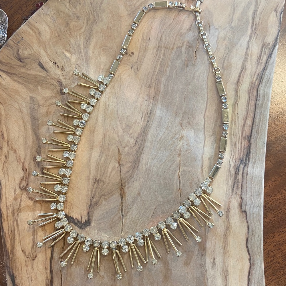 SARAH COVENTRY PRONG SET SPIKED RHINESTONE 18" STATEMENT NECKLACE